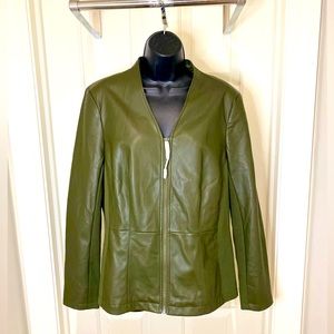 Chic Olive Green Pointe Knit & Faux Leather Coat: Elevate Your Winter Style